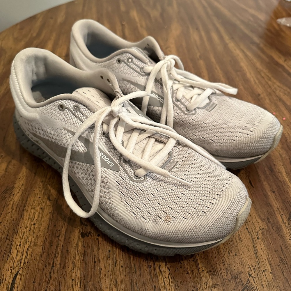 Women’s Brooks Glycerin 18 Tennis shoes
